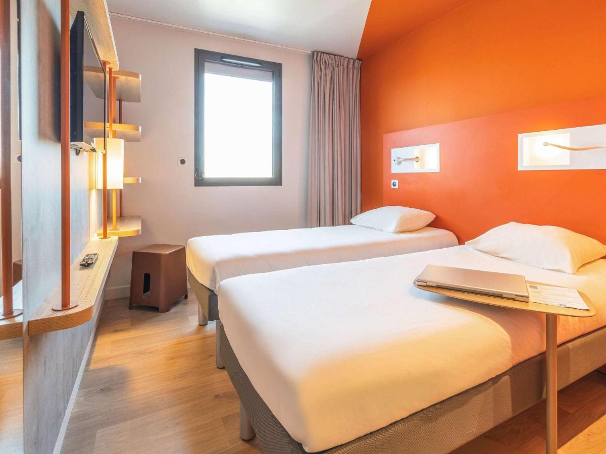 Ibis Budget Beauvais Aeroport Tillé Esterno foto